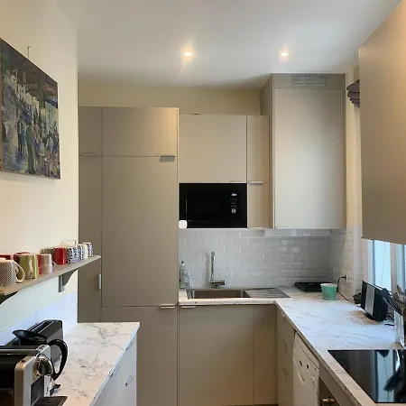 Lägenhet 15, Beautiful 3 Bedrooms Paris